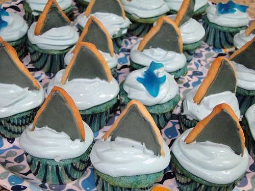 Blue Hawaiian Cupcakes